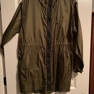 Coat/windbreaker